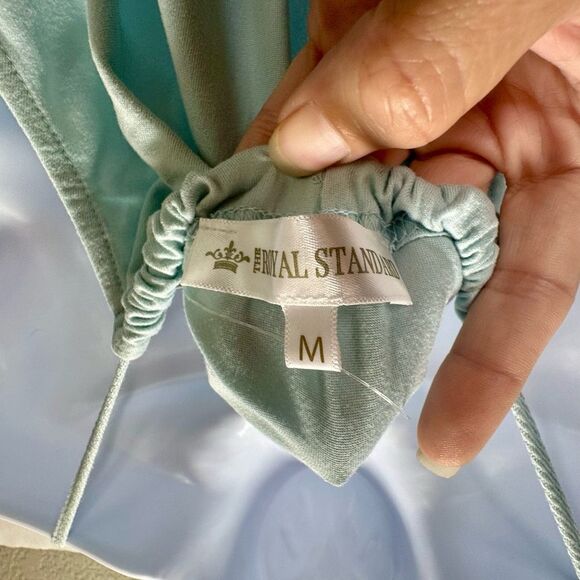 The Royal Standard Pink Geometric Women's Sleepwear Set Size M NWT - Picture 11 of 12